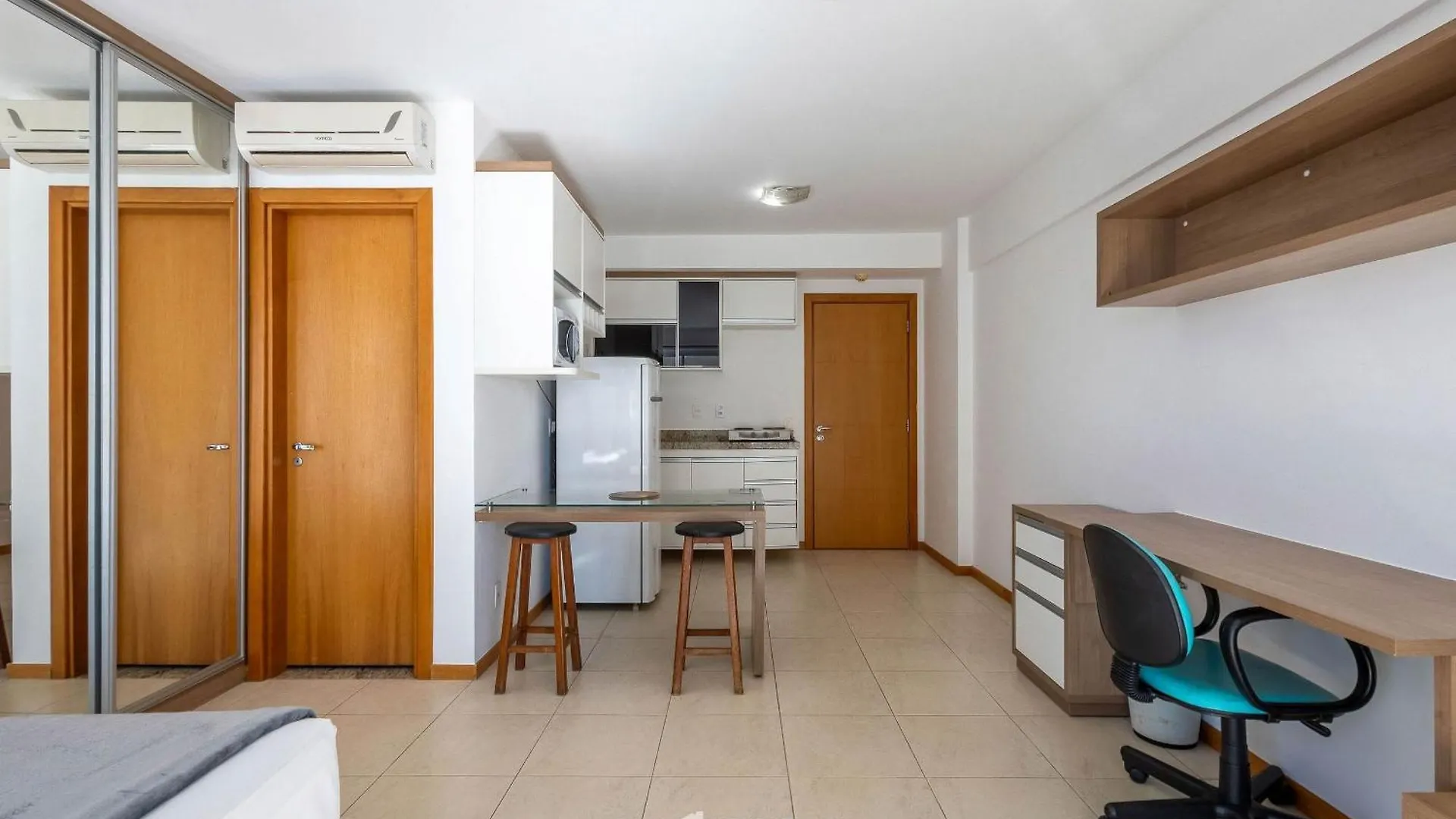 Studio Em Condominio C/ Piscina Em Brasilia Smz407 Appartement