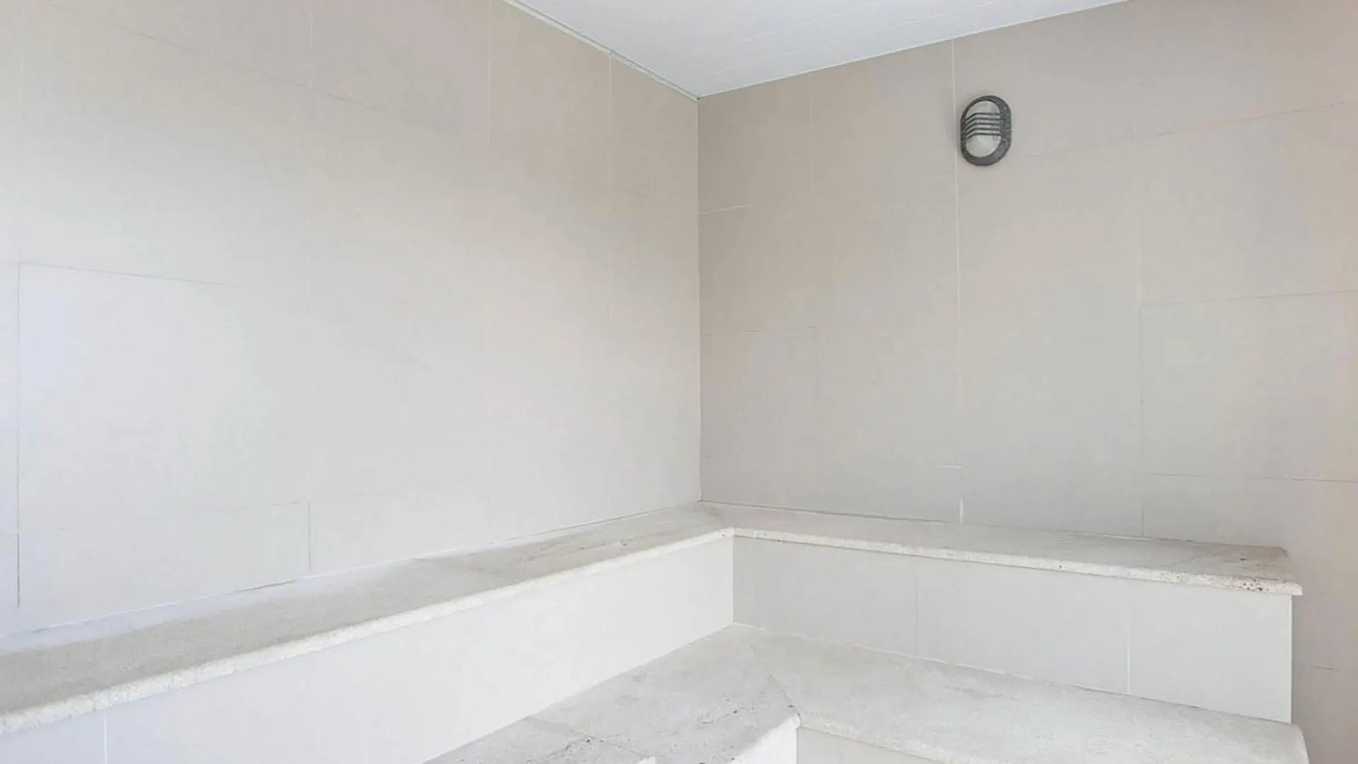 Studio Em Condominio C/ Piscina Em Brasilia Smz407 0*,  Brazilië